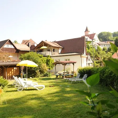 Apartment-Haus Gundelfinger Gräfenberg Esterno foto